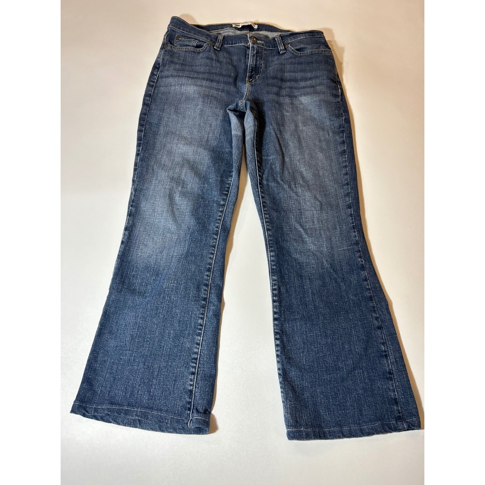 Levi's Jeans Women's 31 Blue 529 Curvy Bootcut Medium Wash Denim